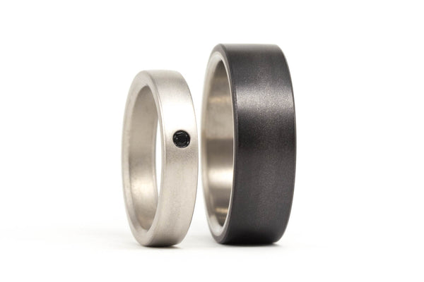Titanium and graphite wedding bands with Swarovski (00002_4S13_01300_7N)