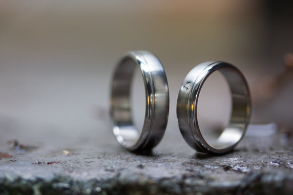 Brushed titanium wedding bands with polished inlay and Swarovski (00015_5S1_5N)
