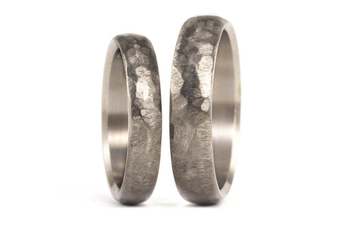 Hammered titanium wedding bands (00021_4N5N)