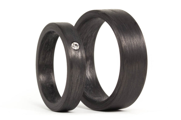 Carbon fiber wedding bands with Swarovski (00101_4S1_7N)