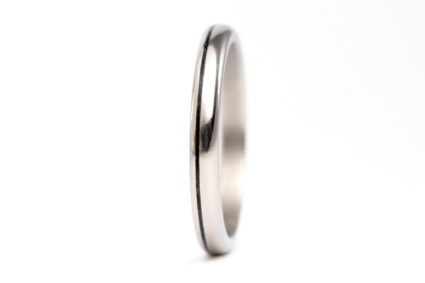 Polished titanium and carbon fiber ring (00334_2N)
