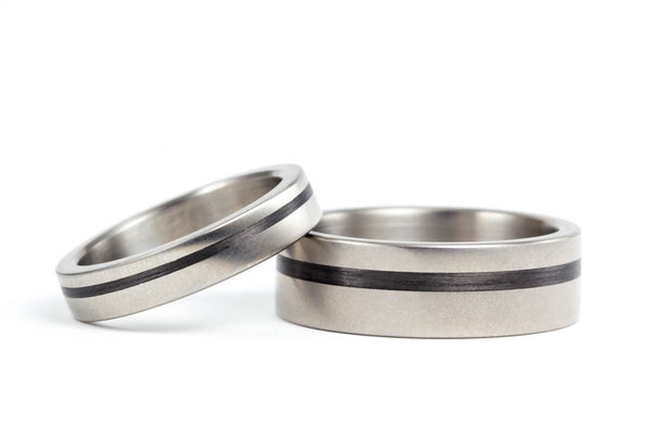 Titanium and carbon fiber wedding bands (00313_4N7N)