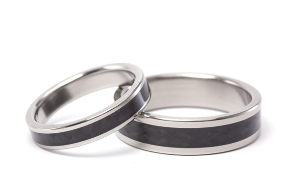 Titanium and carbon fiber wedding bands (00335_4N7N)
