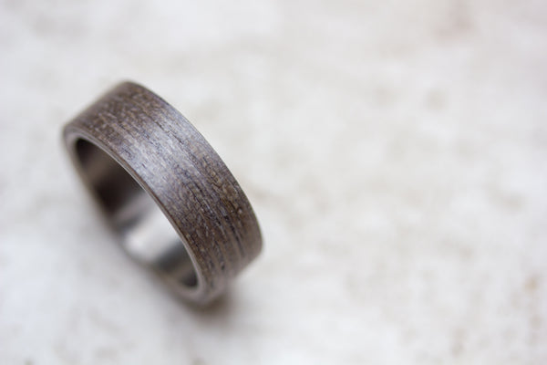 Titanium and bentwood ring (00500_7N)