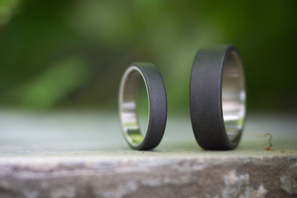 Titanium and graphite wedding bands (01300_4N7N)