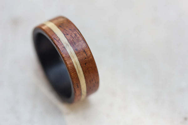 Carbon fiber and bentwood ring (00417_8N)