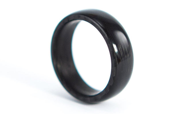 Glossy carbon fiber ring (00106_7N)