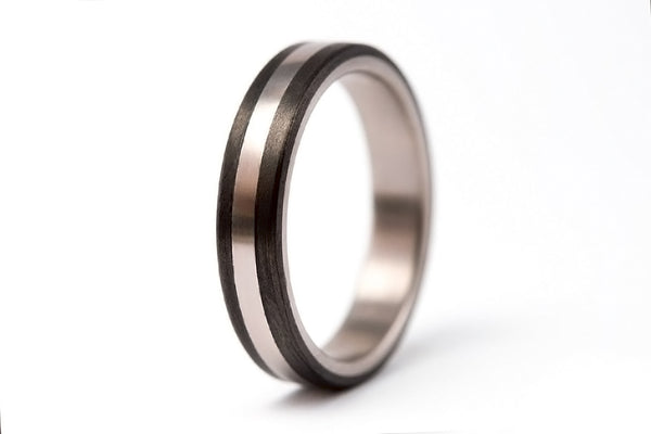Titanium and carbon fiber ring (00307_4N)
