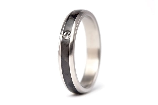 Titanium and carbon fiber ring with Swarovski (00331_4S1)