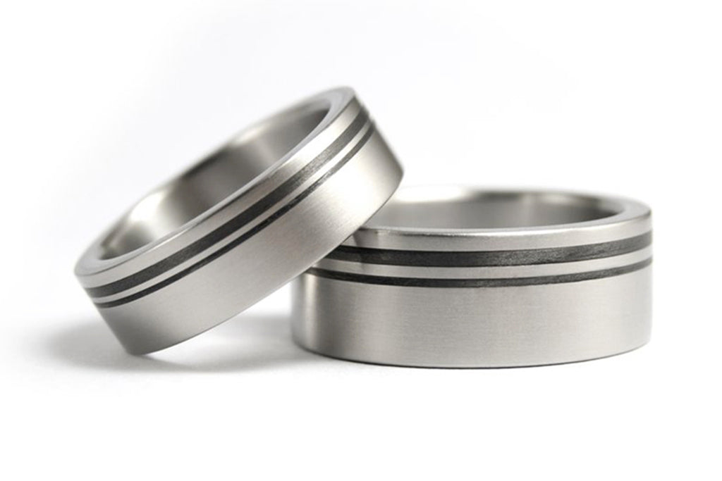 Titanium and carbon fiber wedding bands (00336_6N8N)