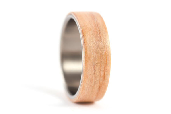 Titanium and oak bentwood ring (00502_7N)