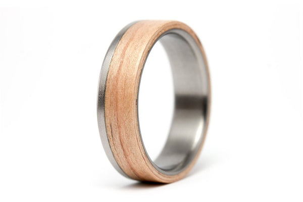 Titanium and oak bentwood ring (00519_6N)