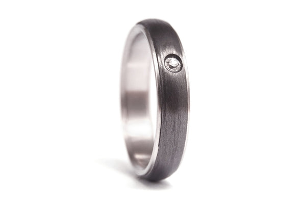 Titanium and carbon fiber wedding bands with Swarovski crystal (00305_4S1_4N)
