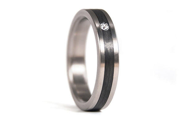 Titanium and carbon fiber ring with Swarovski crystal (00348_4S1)