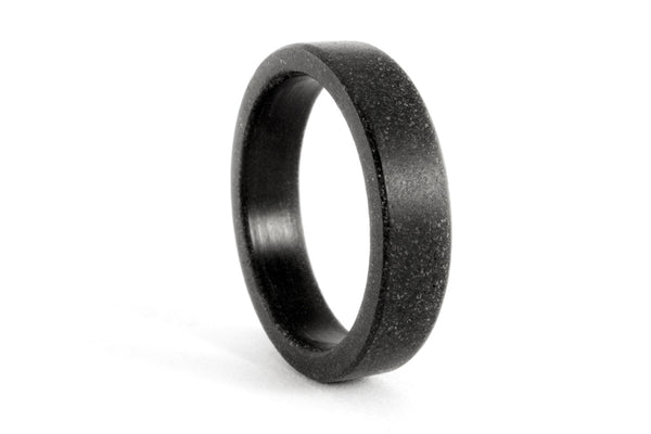 Black concrete wedding bands (00603_4N7N)