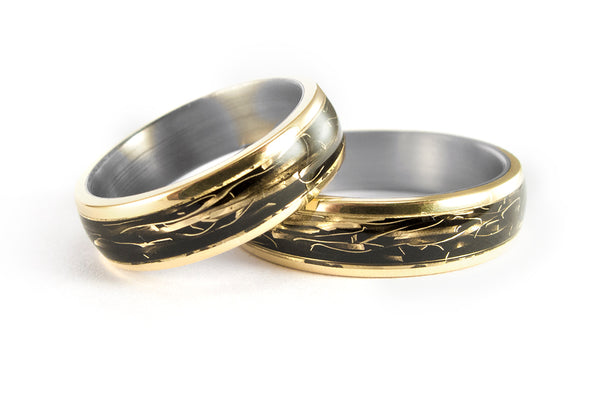 18ct yellow gold and titanium wedding bands (04706_5N6N)