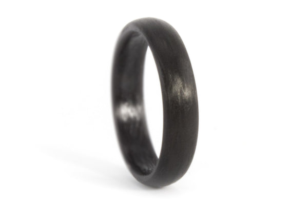 Carbon fiber wedding bands (00100_4N7N)