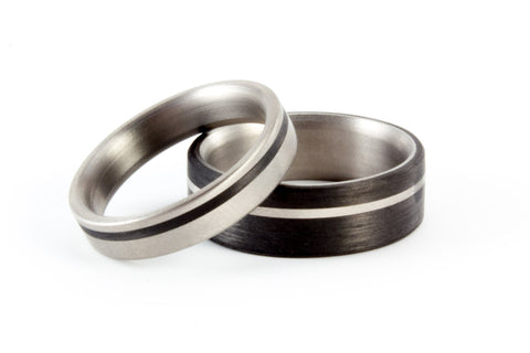 Set of two carbon fiber & titanium wedding bands. Modern black rings. (00321) - Rosler Rings